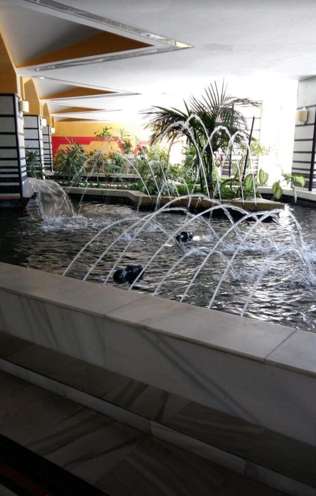Casa Kito fuente interior
