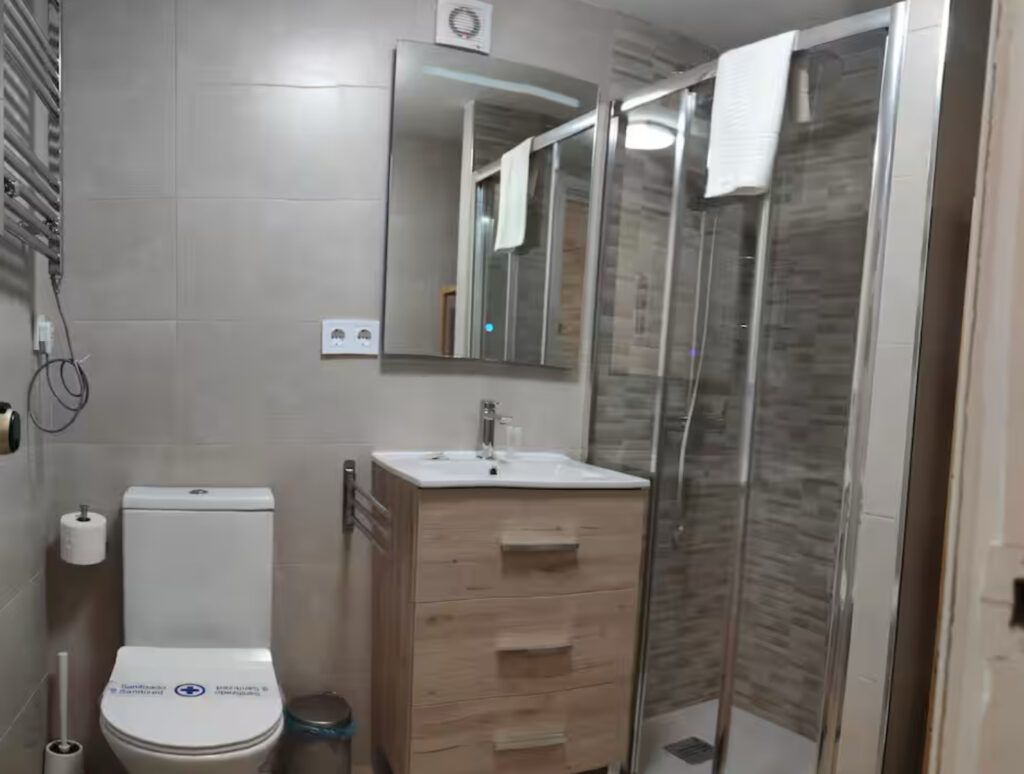 Casa Kito Sunrise baño