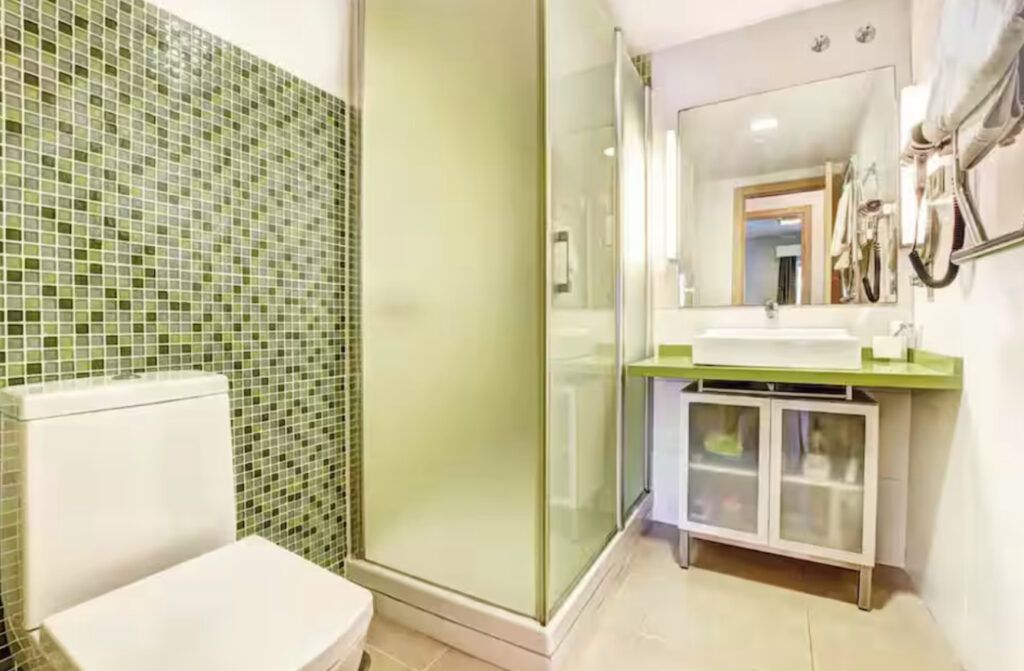 Casa Kito bath