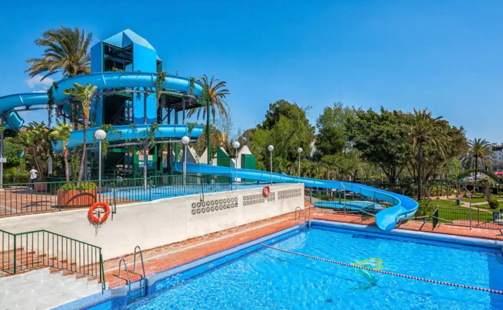 Casa Kito Tobogan espiral